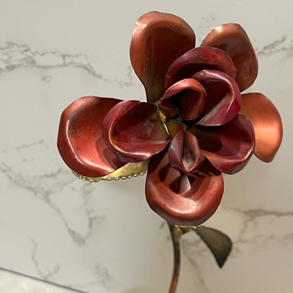 VINTAGE Mid Century Modern Rose Flower Leaves Copper Metal Art on Onyx Demott - Picture 10 of 11